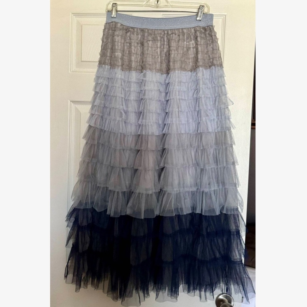 Classic Color Block Stretchy Waist Layered Tulle Maxi Skirt - Picture 2 of 10